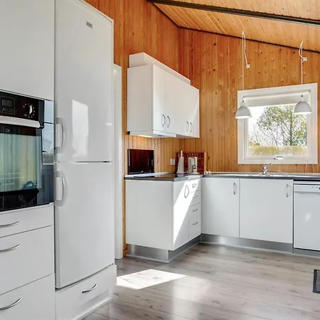 Denahi - 400m To The Fjord By Interhome